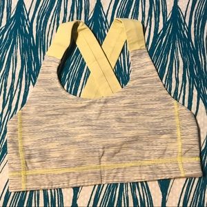 Lululemon sports bra